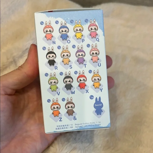 pop mart pin for love labubu - U - Picture 5 of 8